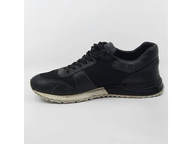 Paar sneakers, maat 7, louis vuitton, go 0221 - afbeelding 11 van  15