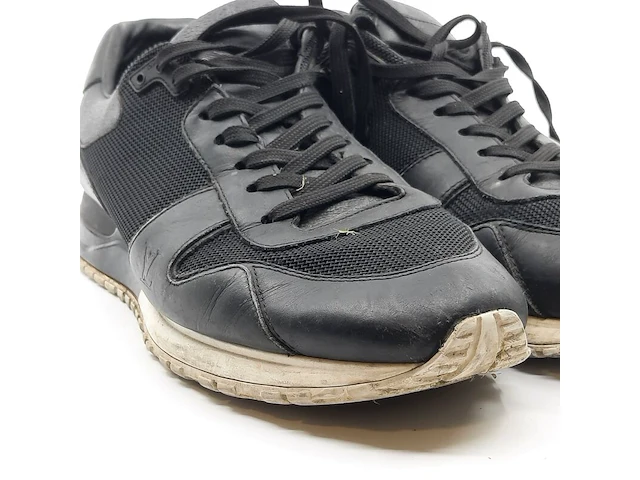 Paar sneakers, maat 7, louis vuitton, go 0221 - afbeelding 5 van  15