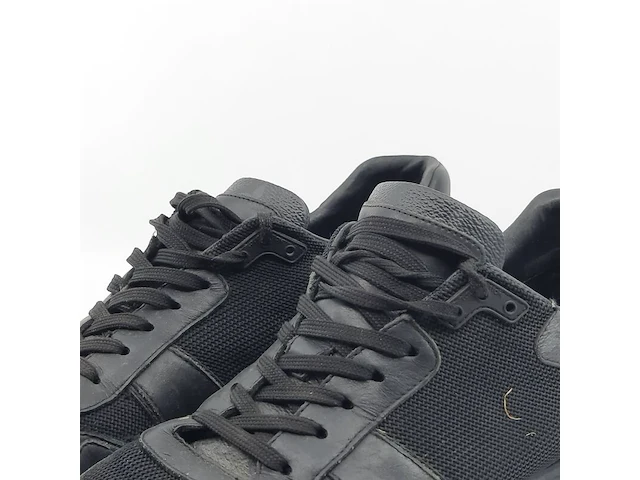 Paar sneakers, maat 7, louis vuitton, go 0221 - afbeelding 10 van  15