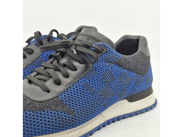 Paar sneakers, maat 7, louis vuitton, go 1117 - afbeelding 4 van  10