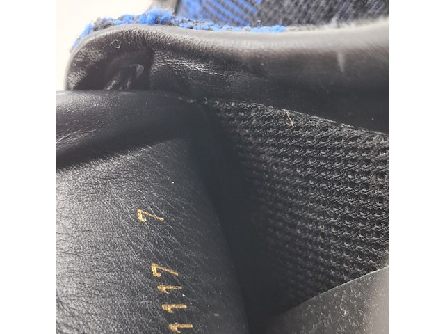 Paar sneakers, maat 7, louis vuitton, go 1117 - afbeelding 9 van  10