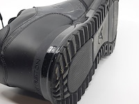 Paar sneakers, maat 7, louis vvuitton, ms 0233 - afbeelding 3 van  11