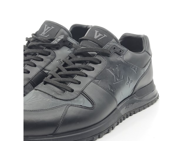 Paar sneakers, maat 7, louis vvuitton, ms 0233 - afbeelding 5 van  11