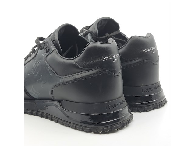 Paar sneakers, maat 7, louis vvuitton, ms 0233 - afbeelding 8 van  11