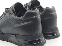 Paar sneakers, maat 7, louis vvuitton, ms 0233 - afbeelding 8 van  11