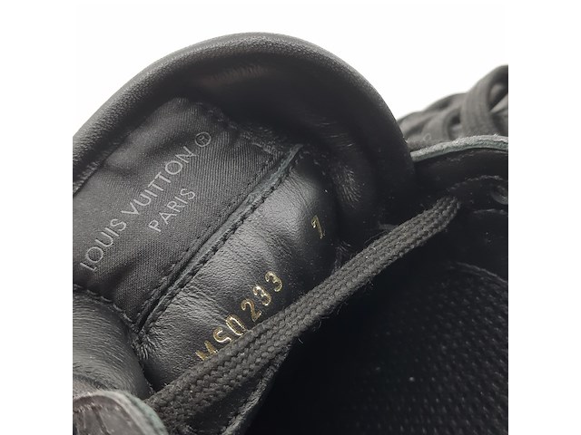 Paar sneakers, maat 7, louis vvuitton, ms 0233 - afbeelding 10 van  11