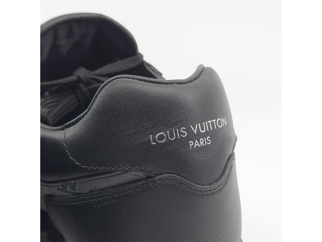 Paar sneakers, maat 7, louis vvuitton, ms 0233 - afbeelding 11 van  11