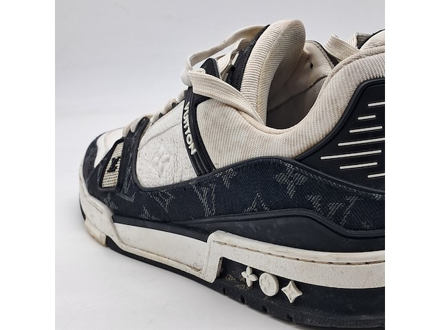 Paar sneakers, maat 7,5, louis vuitton, ms0273 - afbeelding 8 van  11