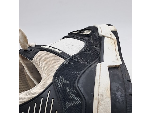 Paar sneakers, maat 7,5, louis vuitton, ms0273 - afbeelding 10 van  11