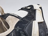 Paar sneakers, maat 7,5, louis vuitton, ms0273 - afbeelding 10 van  11