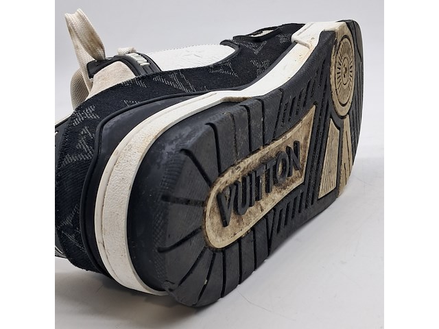 Paar sneakers, maat 7,5, louis vuitton, ms0273 - afbeelding 11 van  11