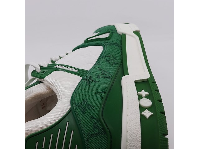 Paar sneakers, maat 7,5, louis vuitton, vl1201 - afbeelding 2 van  11