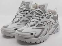 Paar sneakers, maat 8, louis vuitton, go 0223 - afbeelding 1 van  11