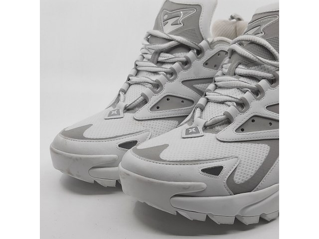 Paar sneakers, maat 8, louis vuitton, go 0223 - afbeelding 4 van  11