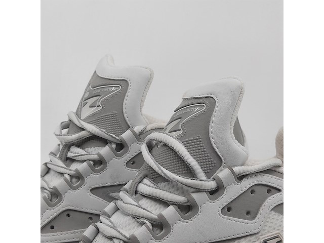 Paar sneakers, maat 8, louis vuitton, go 0223 - afbeelding 6 van  11