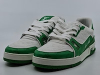 Paar sneakers, maat 8, louis vuitton, ms 0272