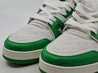 Paar sneakers, maat 8, louis vuitton, ms 0272 - afbeelding 2 van  9