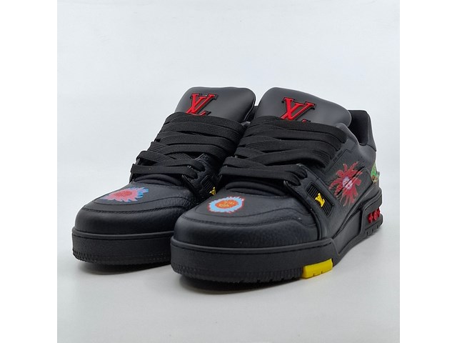 Paar sneakers, maat 8, louis vuitton x yayoi kusama, dd1222 - afbeelding 1 van  9