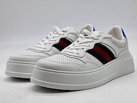 Paar sneakers, maat 8,5, gucci, 669698 - afbeelding 1 van  11
