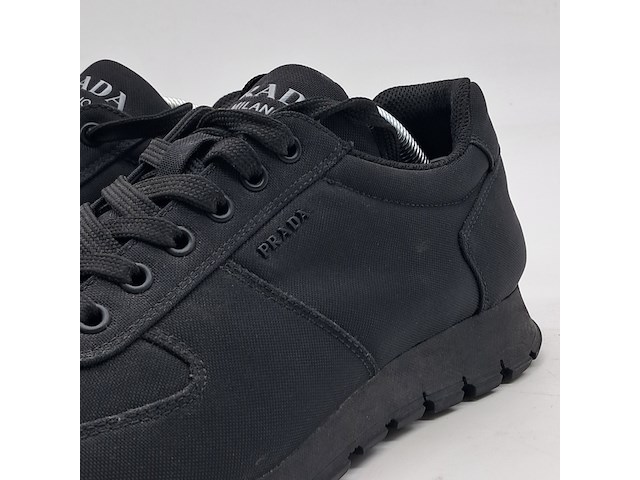 Paar sneakers, maat 8,5, prada, 2eg 247 - afbeelding 3 van  9