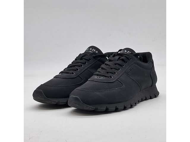 Paar sneakers, maat 8,5, prada, 2eg 247 - afbeelding 1 van  9
