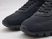 Paar sneakers, maat 8,5, prada, 2eg 247 - afbeelding 2 van  9