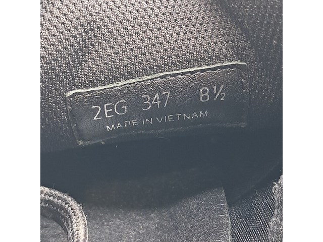 Paar sneakers, maat 8,5, prada, 2eg 247 - afbeelding 9 van  9