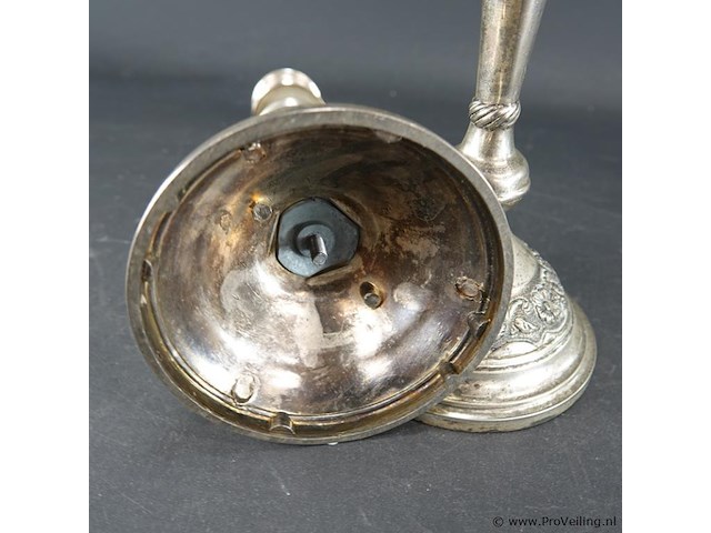 Paar verzilverde kandelaren - afbeelding 5 van  5