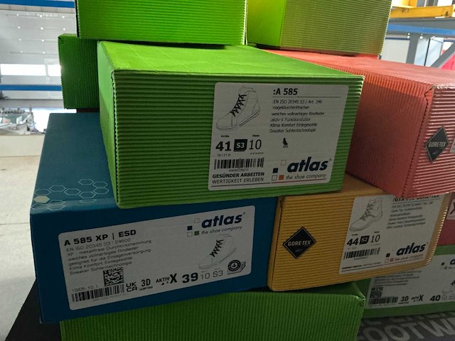 Paar werkschoenen (38x) - afbeelding 7 van  7