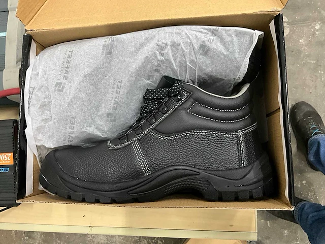 Paar werkschoenen (3x) - afbeelding 3 van  4
