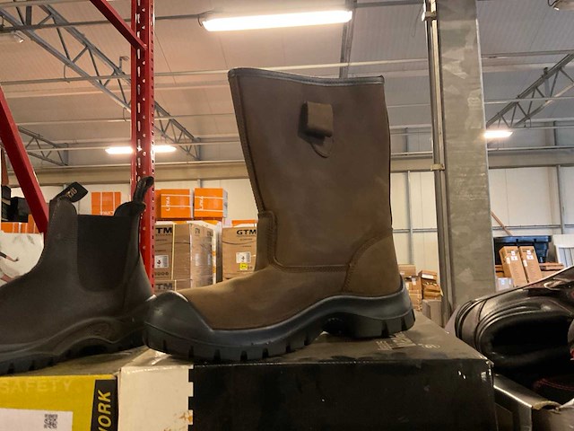 Paar werkschoenen (5x) - afbeelding 3 van  6