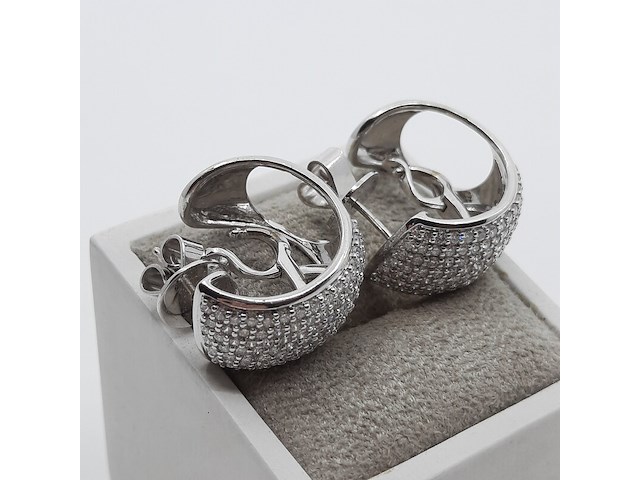 Paar witgouden creolen, 18 karaats - afbeelding 11 van  17