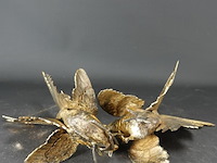 Paar zeer fraaie en grote deels vergulde vechthanen - afbeelding 5 van  5