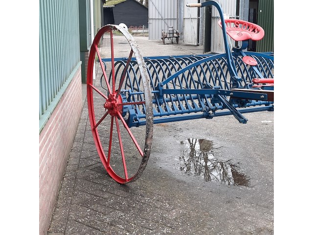 Paard getrokken hooihark nicholsons newark - afbeelding 12 van  18