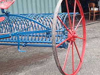 Paard getrokken hooihark nicholsons newark - afbeelding 14 van  18