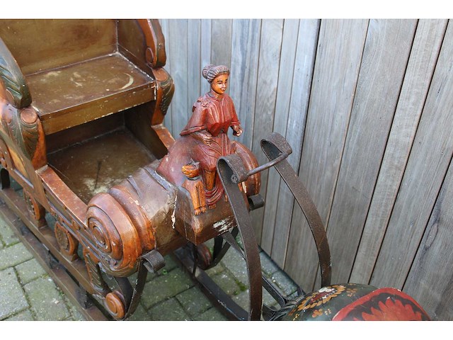 Paard met arreslee - afbeelding 8 van  11