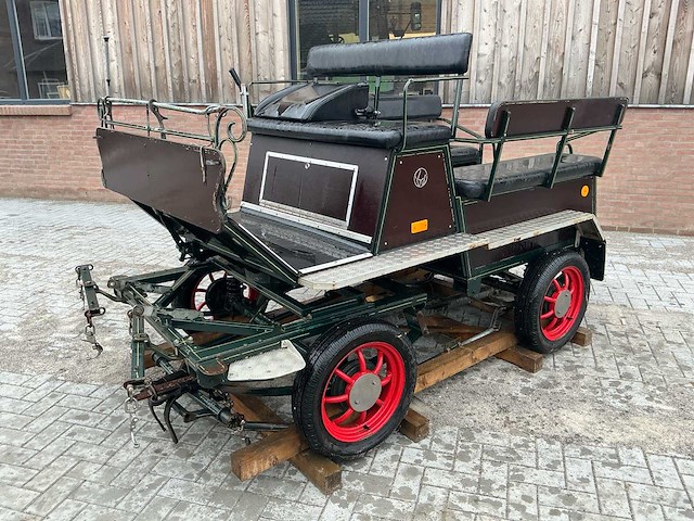 Paarden sjees - afbeelding 1 van  28