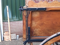 Paardenrijtuig met inhoud - afbeelding 4 van  19