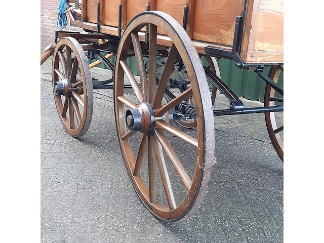 Paardenrijtuig met inhoud - afbeelding 15 van  19