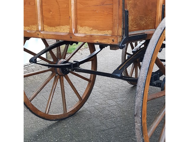 Paardenrijtuig met inhoud - afbeelding 19 van  19
