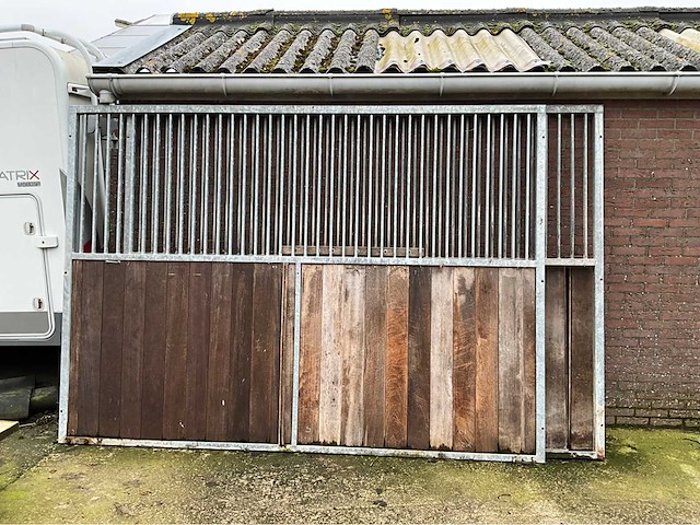 Paardenstal wanden (2x) - afbeelding 3 van  3