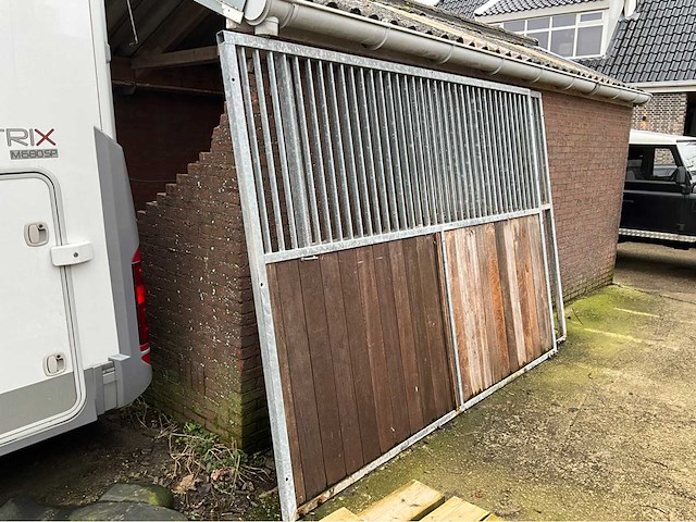 Paardenstal wanden (2x) - afbeelding 1 van  3