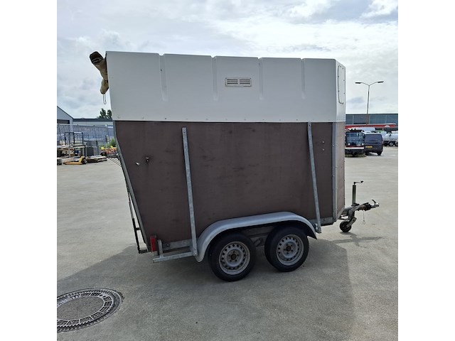 Paardentrailer | 2 paards, equipe, 1800, 1977 - afbeelding 18 van  22