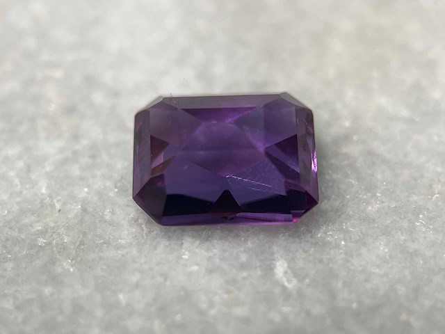 Paarse alexandriet circa 5 carat - afbeelding 3 van  4