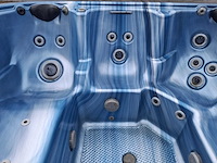 Pacific 5 persoons jacuzzi en buitenspa - afbeelding 15 van  25