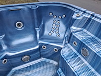 Pacific 5 persoons jacuzzi en buitenspa - afbeelding 23 van  25