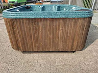 Pacific 6 persoons amerikaans jacuzzi en buitenspa - afbeelding 5 van  20