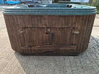 Pacific 6 persoons amerikaans jacuzzi en buitenspa - afbeelding 15 van  20