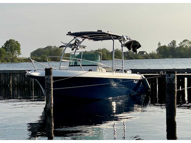 Pacific craft 630 consoleboot met trailer - afbeelding 6 van  43