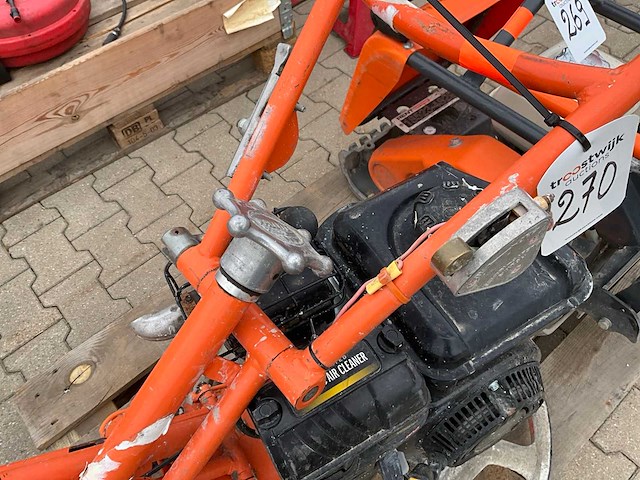 Paclite mechanische troffel / betonvlinder / cementvlinder - afbeelding 6 van  9